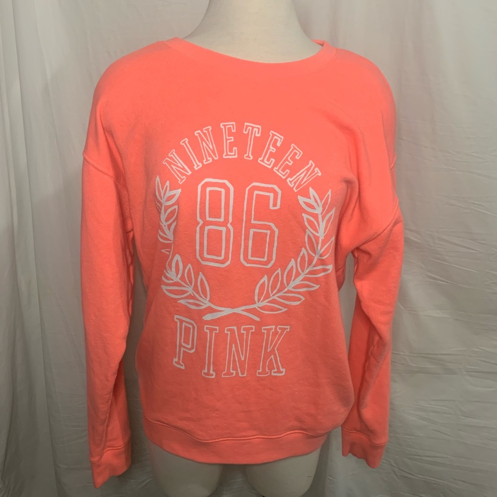 VS PINK Sweatshirt size small